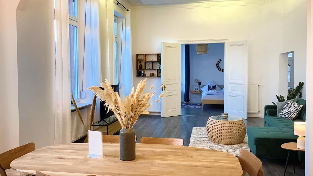 Direkter Moselblick 126m² großer Altbau und Terrasse Sankt Aldegund Exterior foto